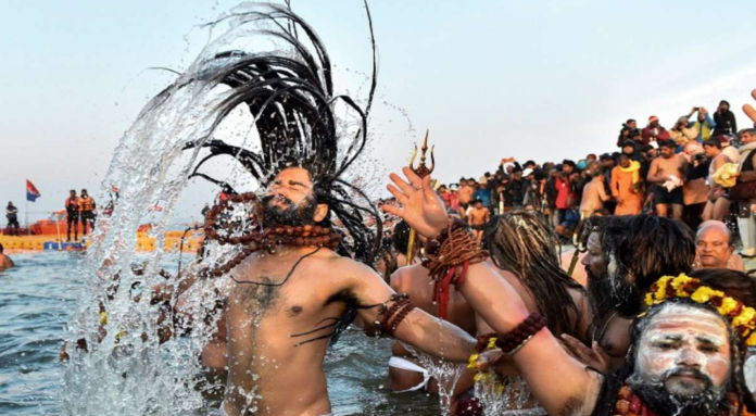 Boatman earning in Mahakumbh